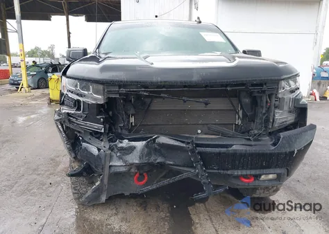 2021 Chevrolet Silverado 1500 4Wd Short Bed Lt Trail Boss z USA, uszkodzony, nr VIN 1GCPYFED2MZ250749